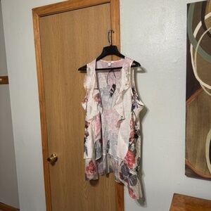 CJ Banks Size 1X Multi-Color w/Floral Print Sleeveless Open-Front Top w/Ruffles